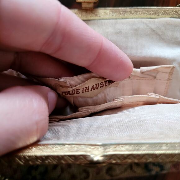 Vtg Purse Bundle Needlepoint Floral Beaded - Picture 7 of 8